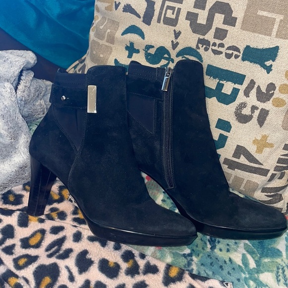 Aquatalia Vera Gomma Boots - Picture 1 of 8